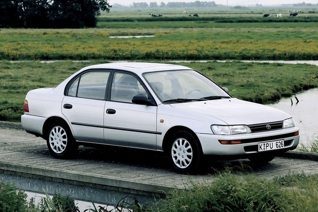 Corolla - 7 Geração (1991 - 1995)